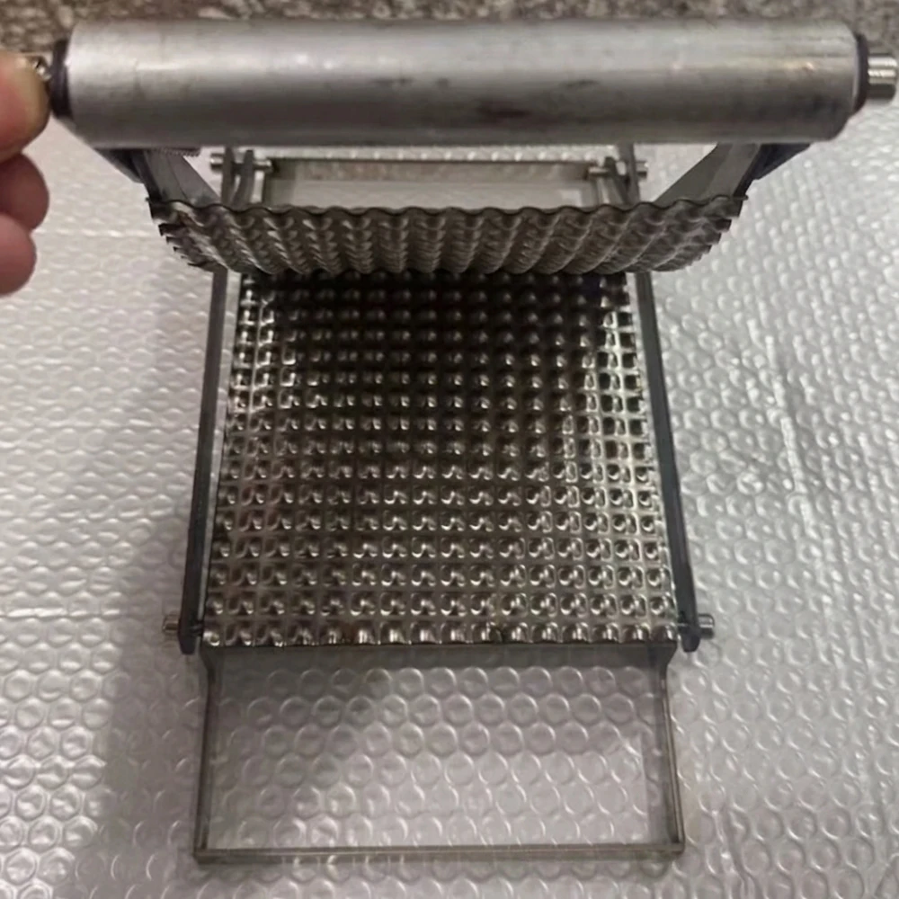 Durable Manual Meat Slicer Metal Kitchen Presser Tool European Style Gadget Efficient Home Culinary Accessory
Durable Manual Meat Slicer Metal Kitchen Presser Tool European Style Gadget Efficient Home Culinary Accessory