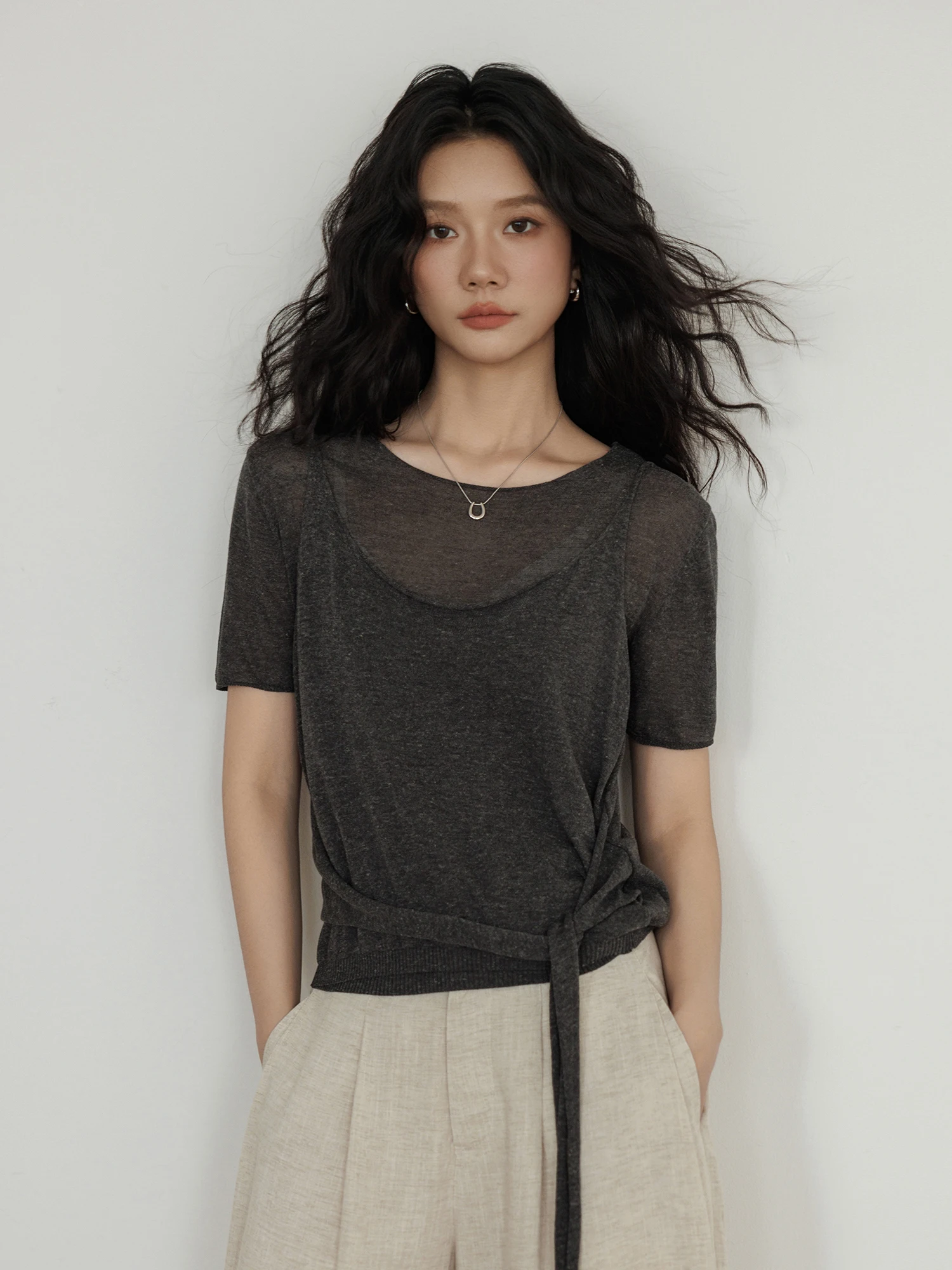 Vastand Summer Women's Loose T-Shirt Vest Two-Piece Set True Silk Comfortable Breathable round Neck Short Sleeve Top
Vastand Summer Women's Loose T-Shirt Vest Two-Piece Set True Silk Comfortable Breathable round Neck Short Sleeve Top
