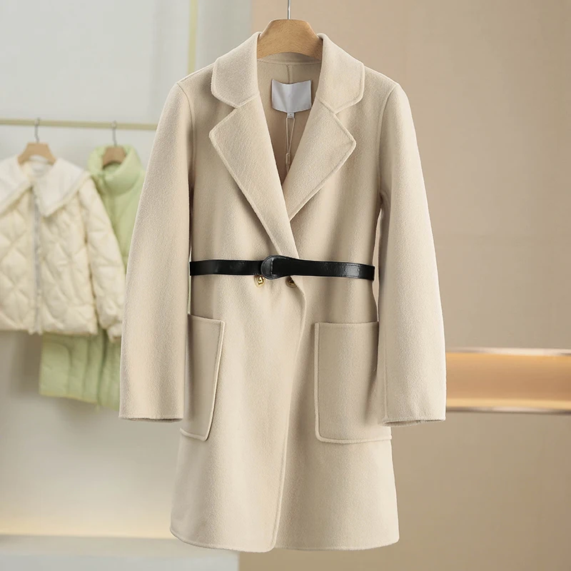 100% Wool Straight Leg Double Face Coat Jacket Women's Winter Fashion Street Style Pure Color Long Sleeve Double Button Closure
100% Wool Straight Leg Double Face Coat Jacket Women's Winter Fashion Street Style Pure Color Long Sleeve Double Button Closure