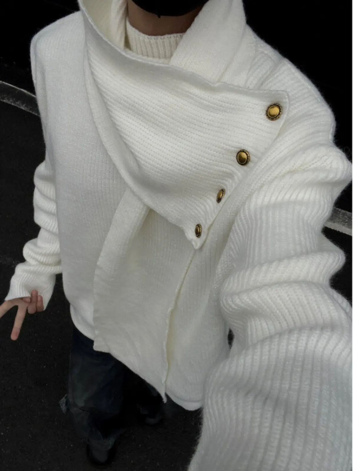 Мужские пуловеры с меховым воротником, оригинальные, с пуговицами в форме кости, из чистого хлопка, регулируемые, простые, для офиса и повседневной носки
Мужские пуловеры с меховым воротником, оригинальные, с пуговицами в форме кости, из чистого хлопка, регулируемые, простые, для офиса и повседневной носки