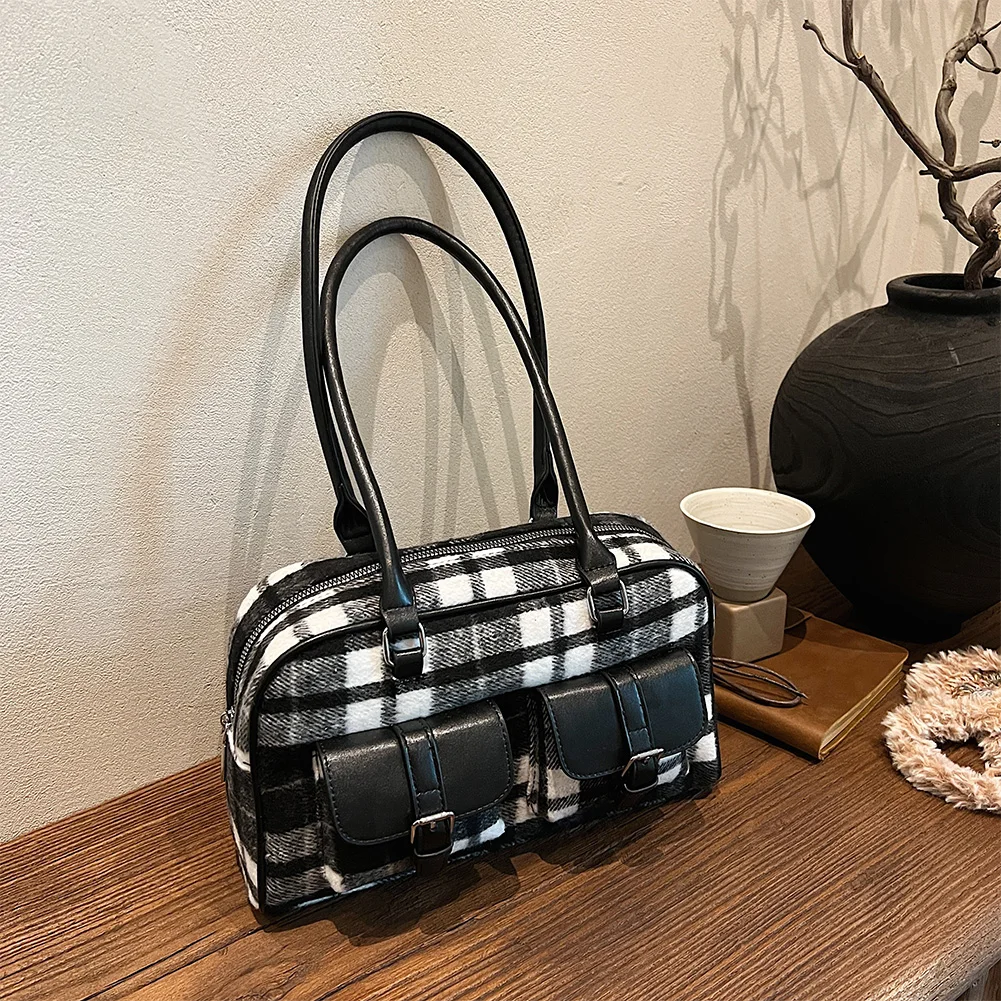 Vintage Leather Shoulder Bag with Double Pockets Trendy Tote Handbags Simple Large Capacity Boston Clutch Purses Top-Handle Bags
Vintage Leather Shoulder Bag with Double Pockets Trendy Tote Handbags Simple Large Capacity Boston Clutch Purses Top-Handle Bags