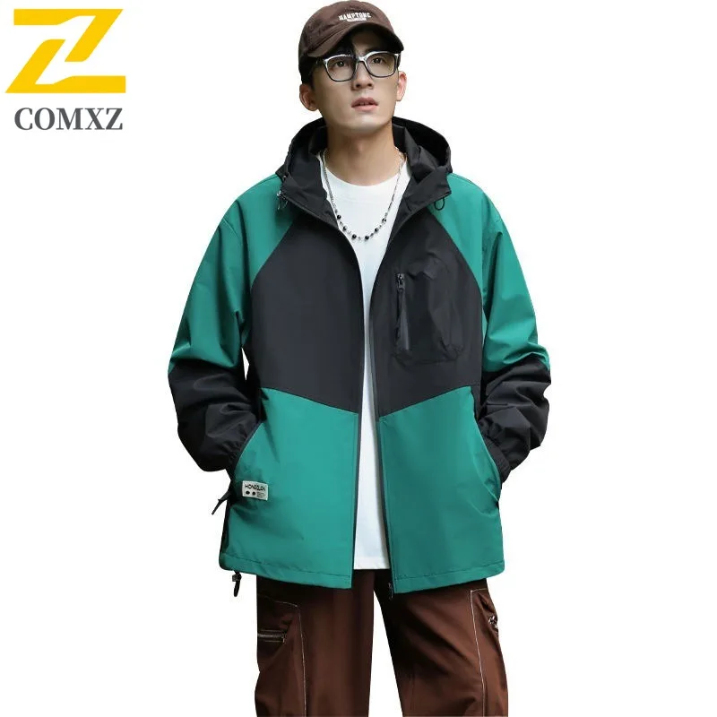 COMXZ 2025 Men Tactic Leisure Jacket Hong Kong Style Waterproof Windproof Coat Collar Windbreaker Outdoor Sports Hood Streetwear
COMXZ 2025 Men Tactic Leisure Jacket Hong Kong Style Waterproof Windproof Coat Collar Windbreaker Outdoor Sports Hood Streetwear