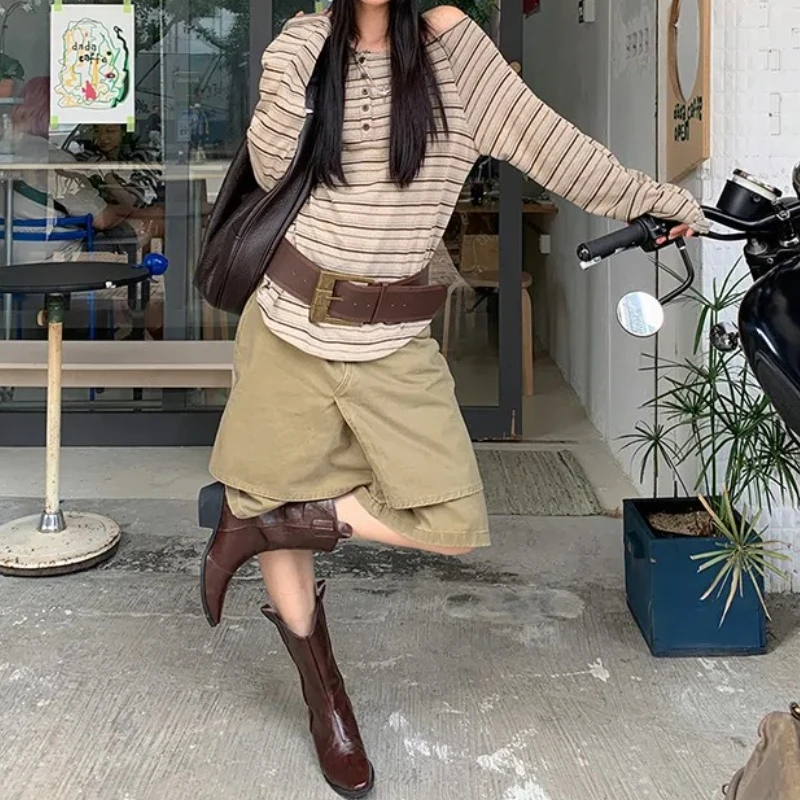 Jeans Culotte Women Knee Length Wide Leg Pants Fake Two Pieces Denims Mid Waist Washed Distressed Shorts Streetwear 2025
Jeans Culotte Women Knee Length Wide Leg Pants Fake Two Pieces Denims Mid Waist Washed Distressed Shorts Streetwear 2025