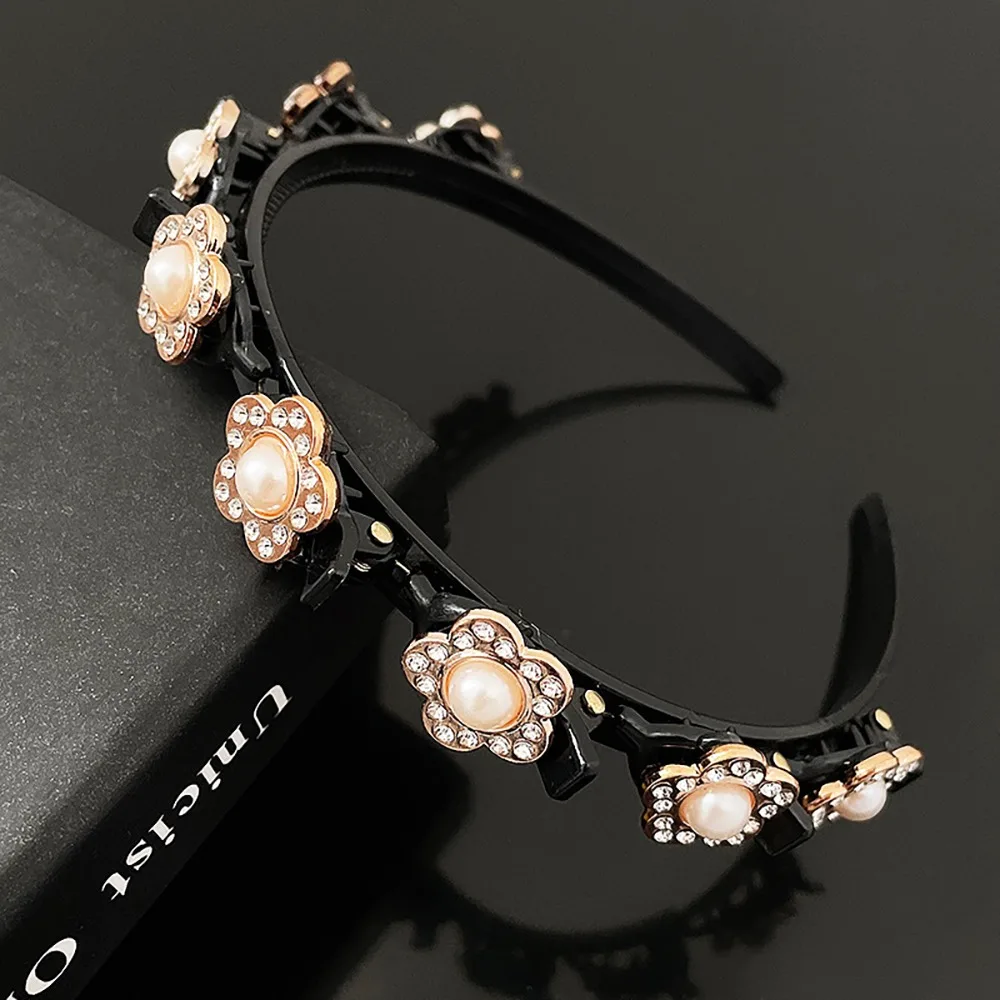Rhinestone Lazy Girls Hair Braider Hair Hoops Flower Zircon Braided Tools Hairband Pearl Elegant Hair Toothed Headband
Rhinestone Lazy Girls Hair Braider Hair Hoops Flower Zircon Braided Tools Hairband Pearl Elegant Hair Toothed Headband