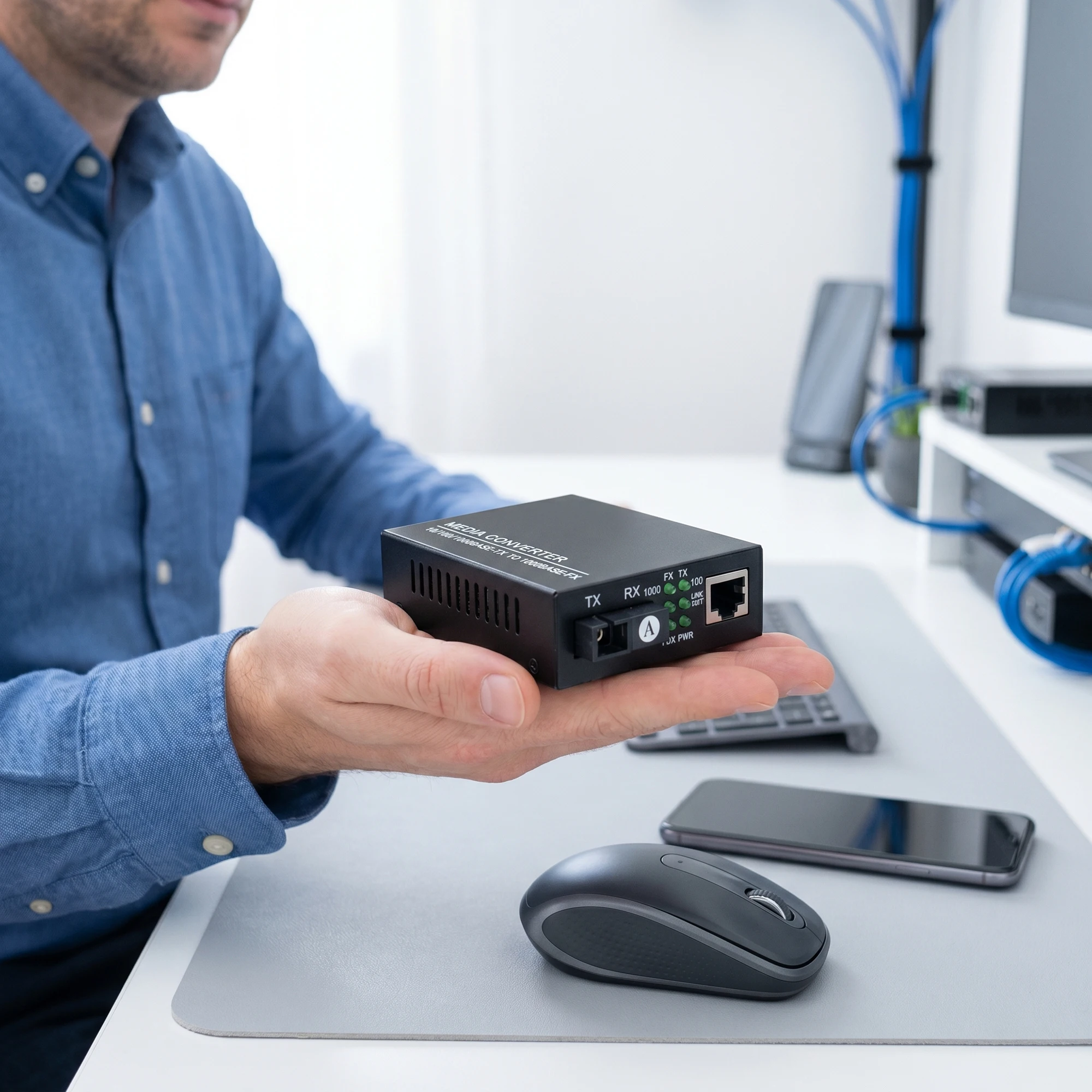 US HTB-GS-03 Gigabit Fiber Media Converter 10/100/1000Mbps Single Mode SC UPC/APC to RJ45 Ethernet Transceiver Up to 3KM
US HTB-GS-03 Gigabit Fiber Media Converter 10/100/1000Mbps Single Mode SC UPC/APC to RJ45 Ethernet Transceiver Up to 3KM
