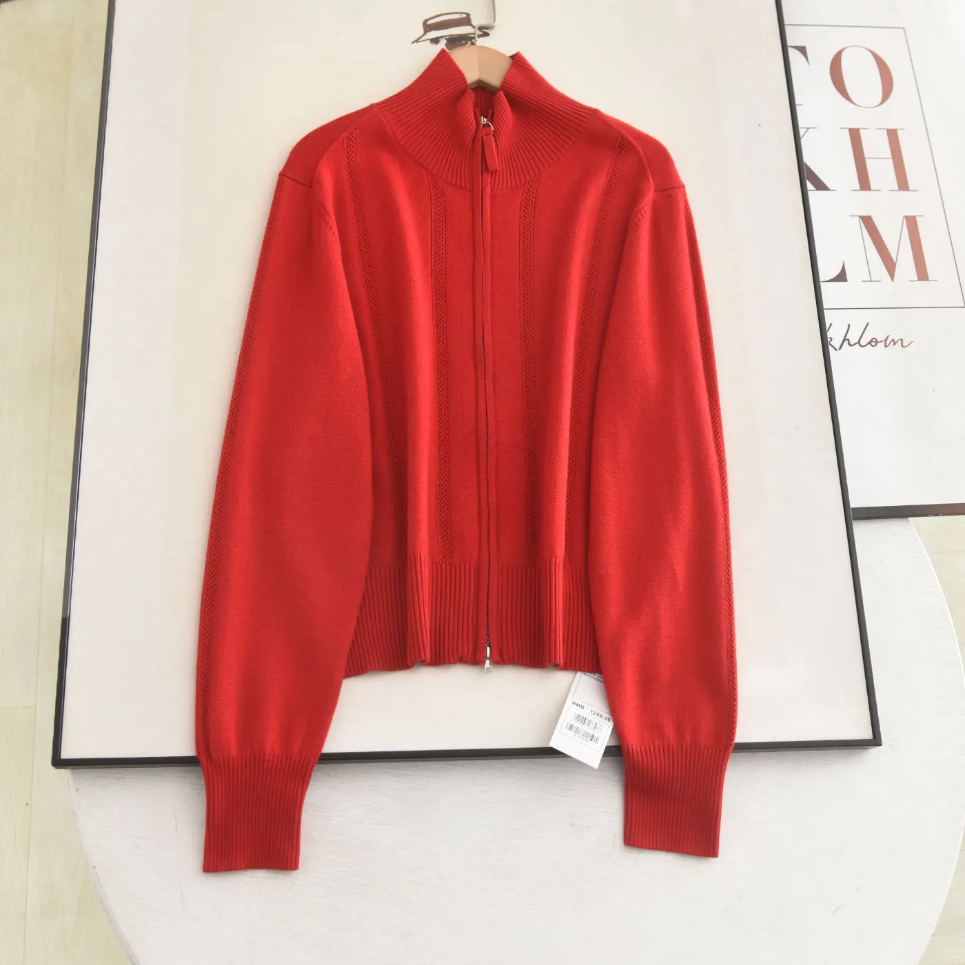 Red Zipper Knitted Sweater Women's Slim Fit Stand Collar Open Cardigan Spring 2026 New Arrival Ele Simple Sle Long Sve
Red Zipper Knitted Sweater Women's Slim Fit Stand Collar Open Cardigan Spring 2026 New Arrival Ele Simple Sle Long Sve