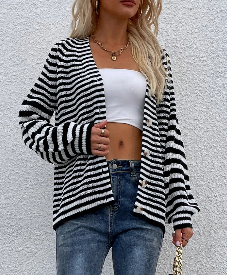 Casual Button Knit Cardigan Striped V-Neck Lantern Sleeve Sweater for Women 2025 Autumn Winter Spring New Fashion Casual
Casual Button Knit Cardigan Striped V-Neck Lantern Sleeve Sweater for Women 2025 Autumn Winter Spring New Fashion Casual