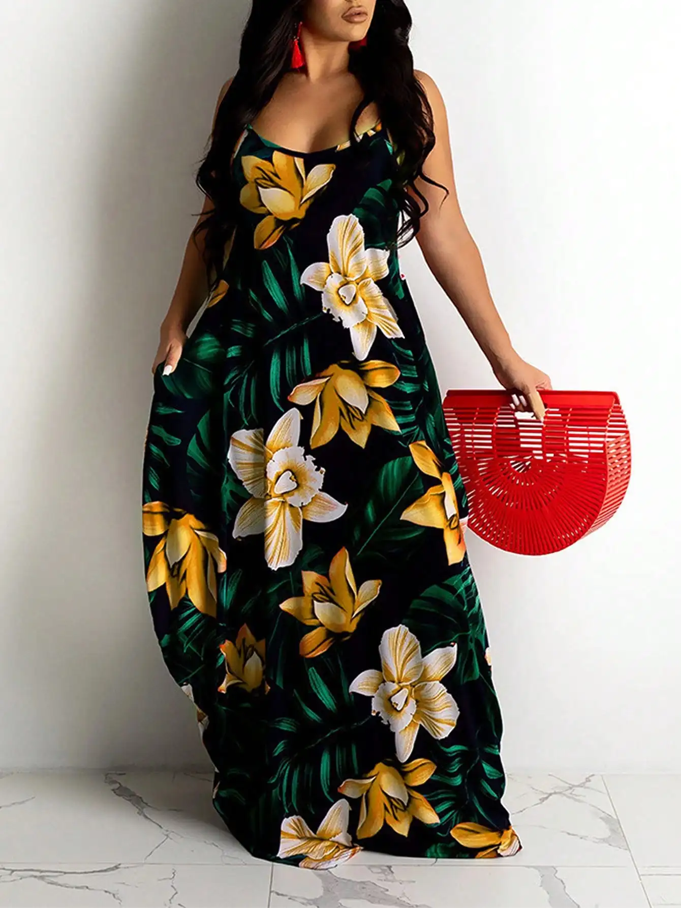 Curvy-Friendly Summer Maxi Slip Dress With Bold Floral And Tropical Leaf Pattern For Vacation, Party, Or Beach Wear
Curvy-Friendly Summer Maxi Slip Dress With Bold Floral And Tropical Leaf Pattern For Vacation, Party, Or Beach Wear