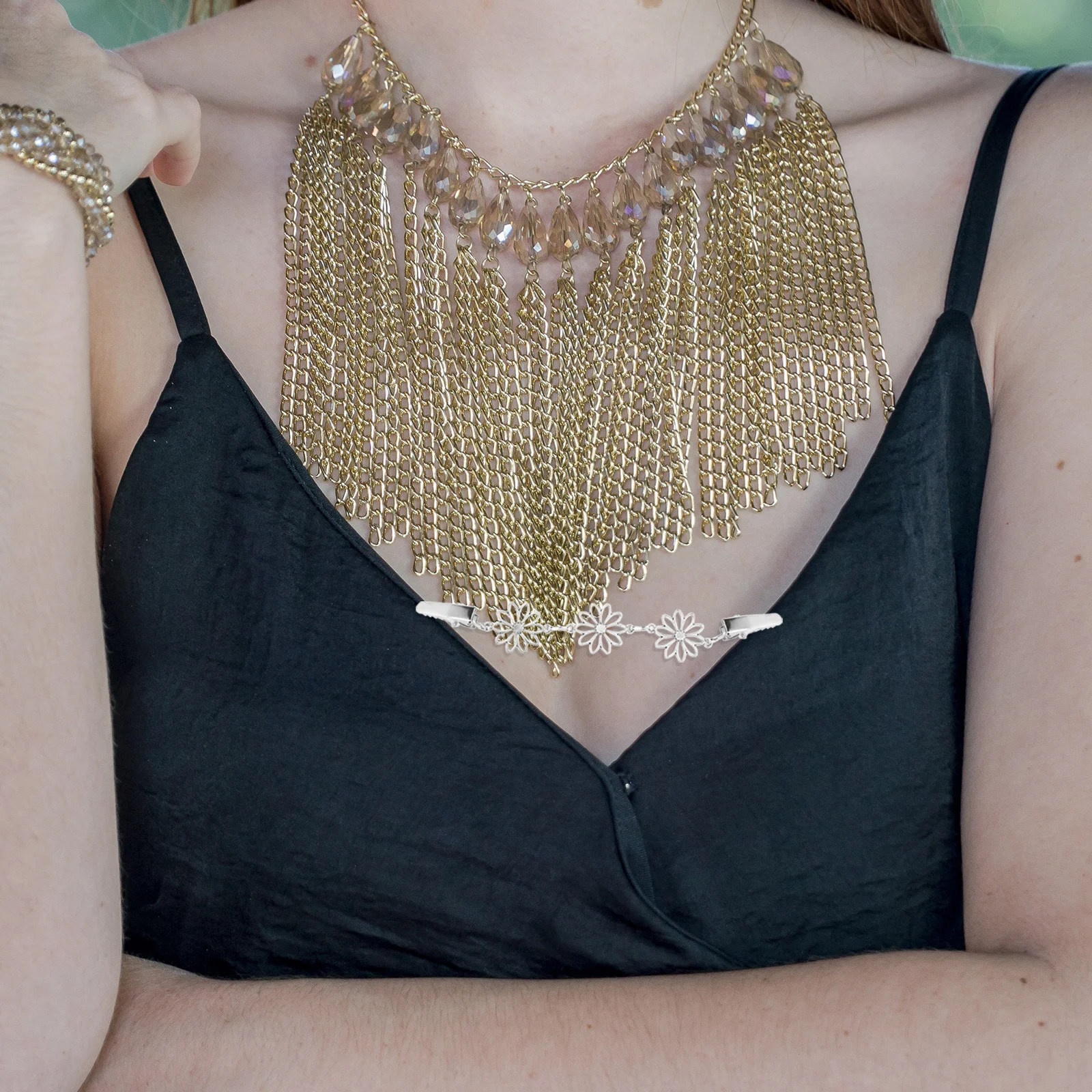 2pcs Sweater Shawl Clips Zinc Alloy Collar Chain Clasp For Women Vintage Cardigan Clip Scarf Clip Dress Shirt Clips Clothing
2pcs Sweater Shawl Clips Zinc Alloy Collar Chain Clasp For Women Vintage Cardigan Clip Scarf Clip Dress Shirt Clips Clothing