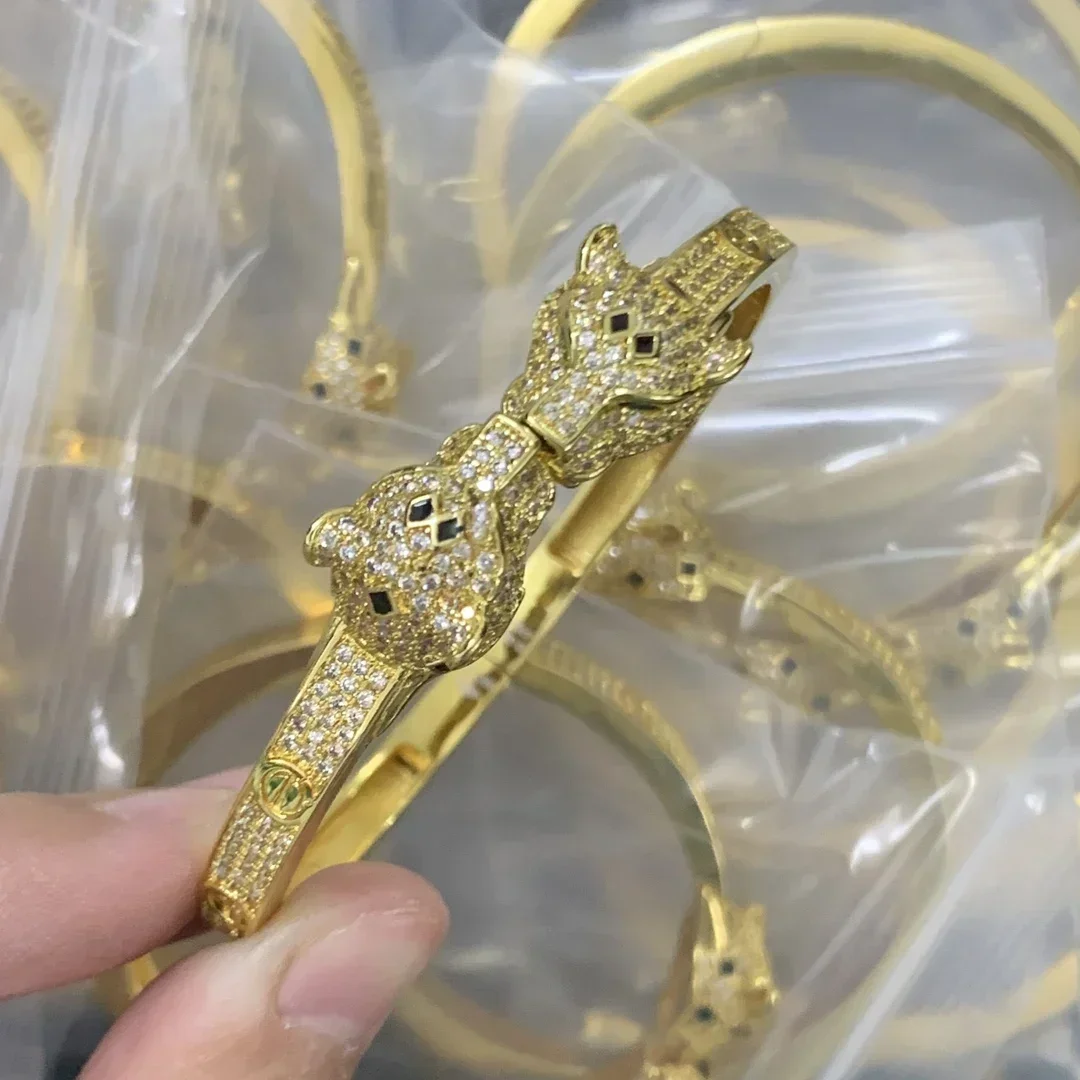 2025 New 925 silver nail leopard head bracelet female, high-end luxury, trendy fashion, enhance charm, party gifts
2025 New 925 silver nail leopard head bracelet female, high-end luxury, trendy fashion, enhance charm, party gifts