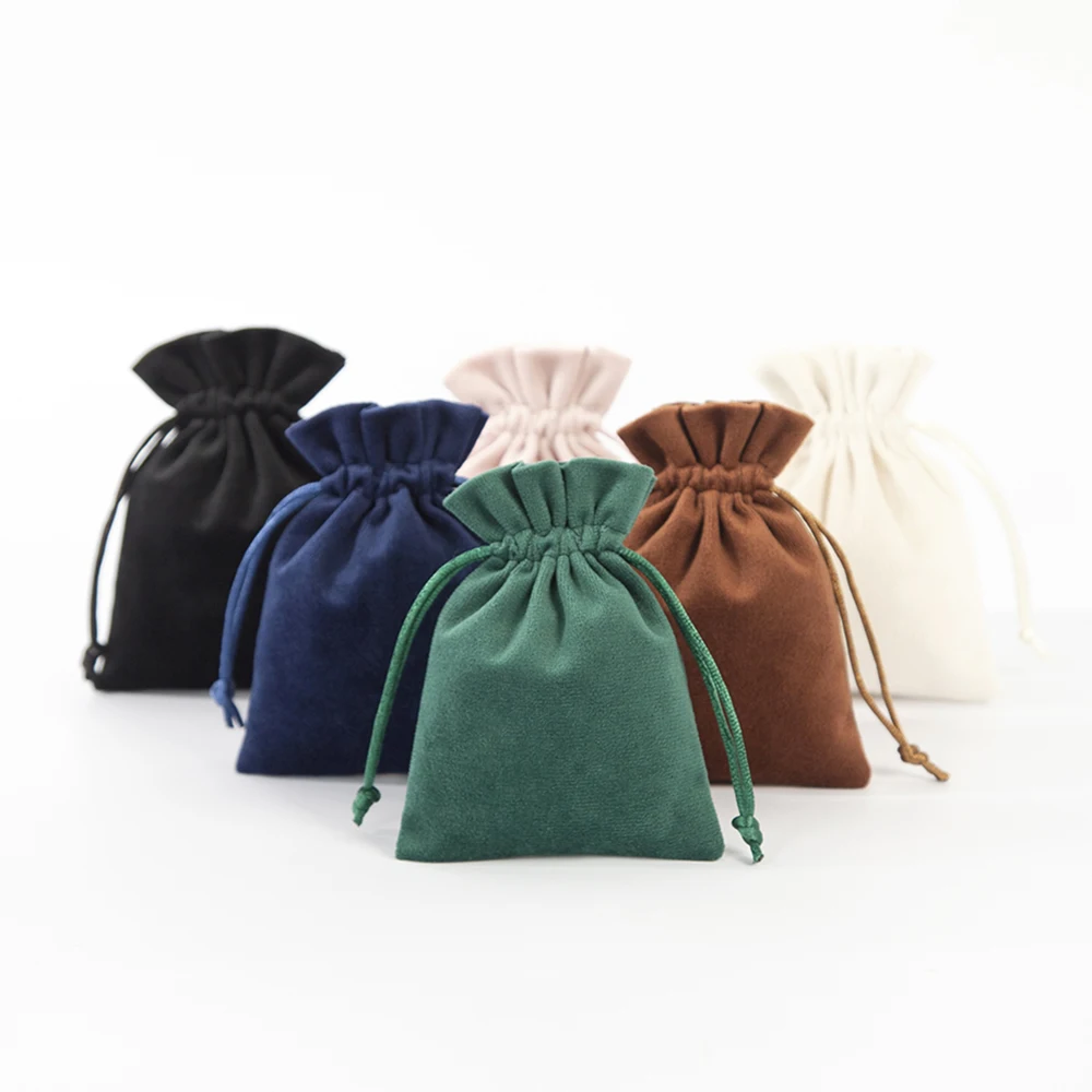 50pcs Velvet Anime Jewelry Organizer Small Gift Bags Drawstring Packaging Pouch For Women Rings Earrings keychain Wedding Favor
50pcs Velvet Anime Jewelry Organizer Small Gift Bags Drawstring Packaging Pouch For Women Rings Earrings keychain Wedding Favor