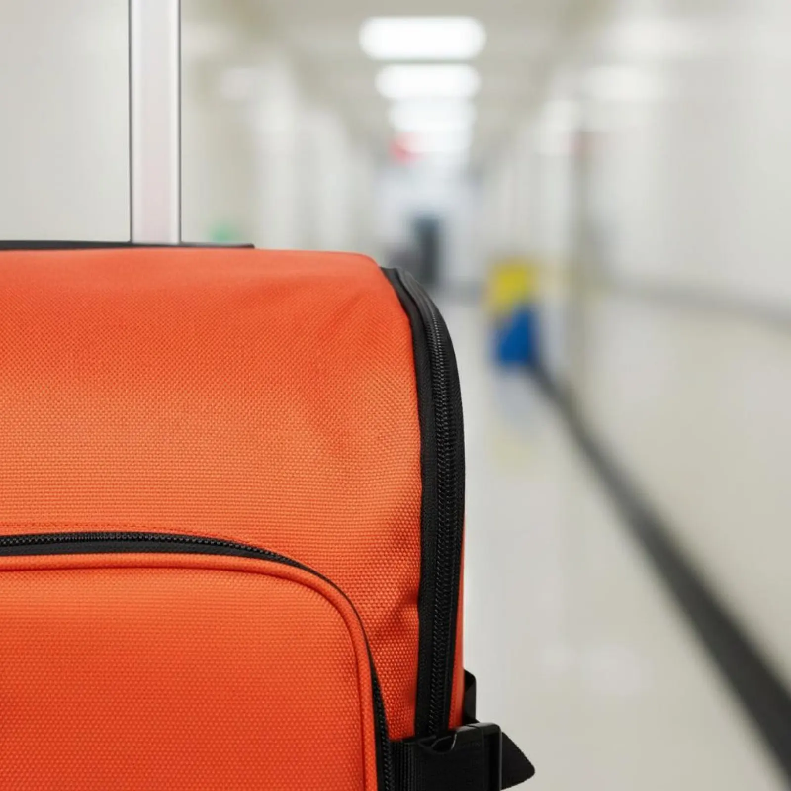 Rolling Cleaning Backpack Large Capacity Housekeeping Trolley Bag Waterproof Cleaning Tool Bag Sturdy Storage Gear Heavy Duty
Rolling Cleaning Backpack Large Capacity Housekeeping Trolley Bag Waterproof Cleaning Tool Bag Sturdy Storage Gear Heavy Duty