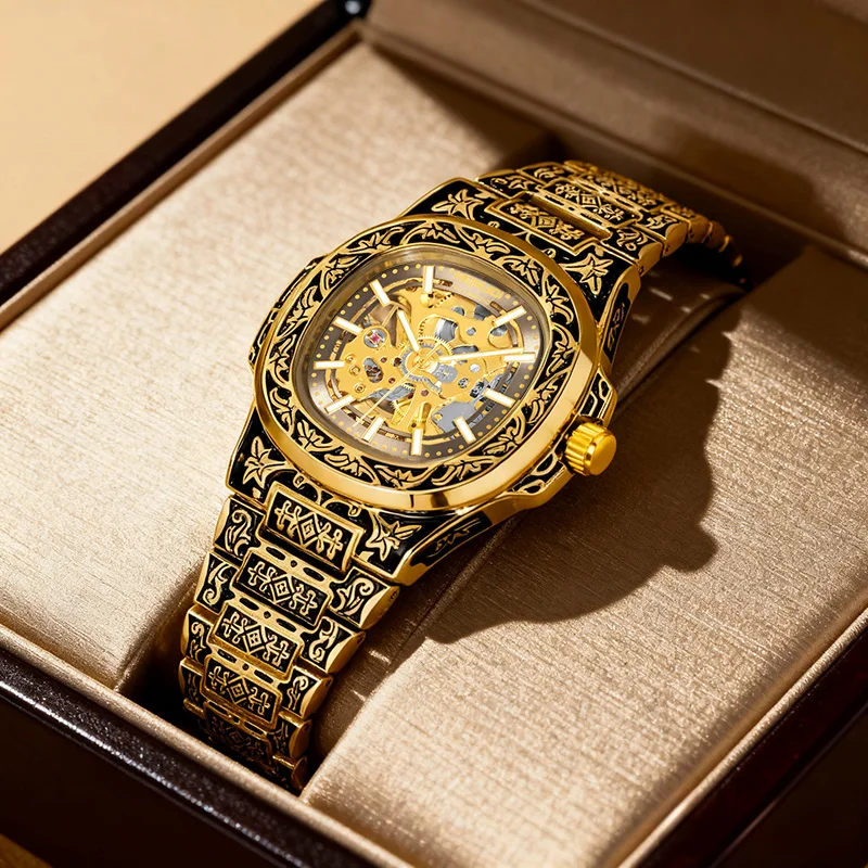 Мужские желтые универсальные часы в праздничном стиле с полностью автоматическим механизмом и гравированным турбийоном.
Мужские желтые универсальные часы в праздничном стиле с полностью автоматическим механизмом и гравированным турбийоном.