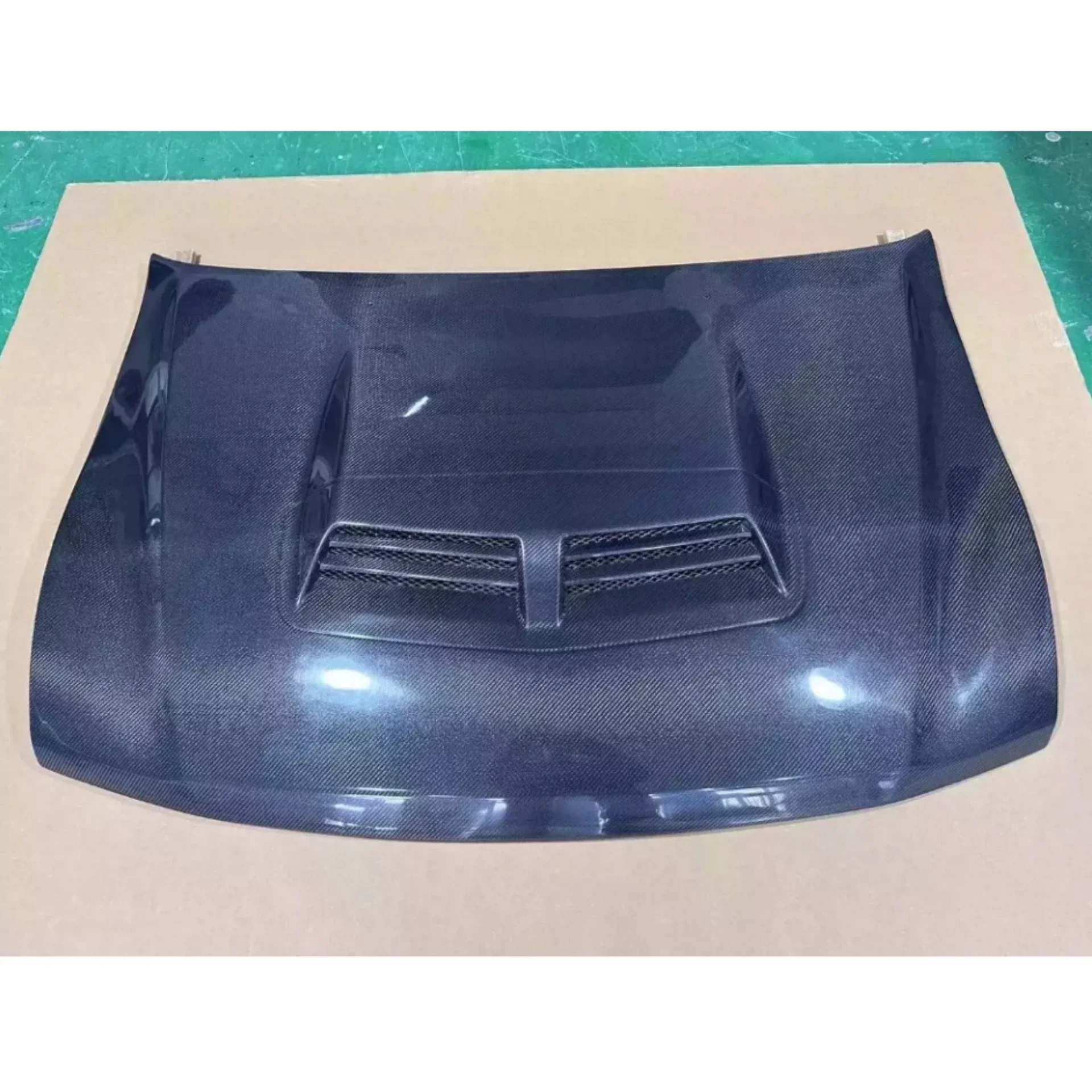 Body Kit Carbon Fiber Engine Cover for Mitsubishi Pajero V73 V75 V77 Hood Modified Light Weight Bonnet Car Accessories
Body Kit Carbon Fiber Engine Cover for Mitsubishi Pajero V73 V75 V77 Hood Modified Light Weight Bonnet Car Accessories