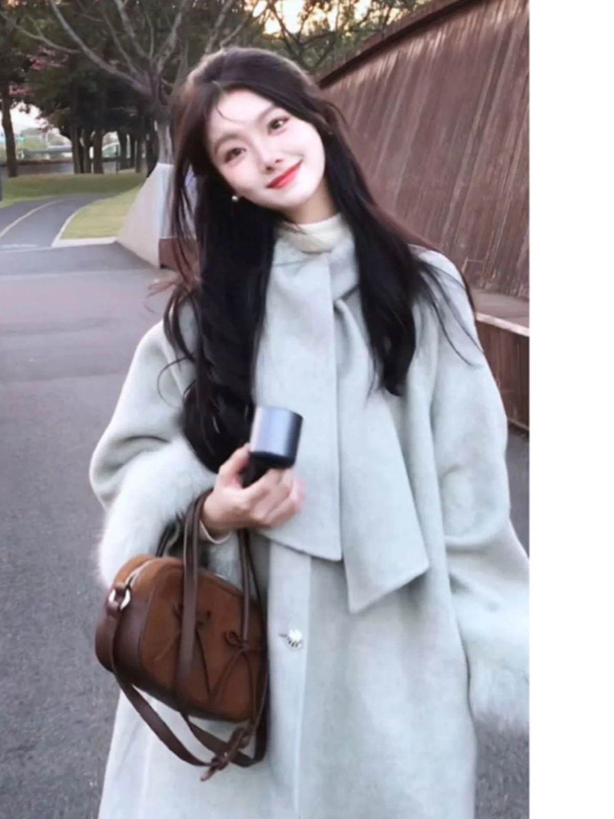 Korean Style Double-Sided Woolen Coat Thick Warm Medium-Length Spring New Arrival Fashionable Outerwear for Women
Korean Style Double-Sided Woolen Coat Thick Warm Medium-Length Spring New Arrival Fashionable Outerwear for Women