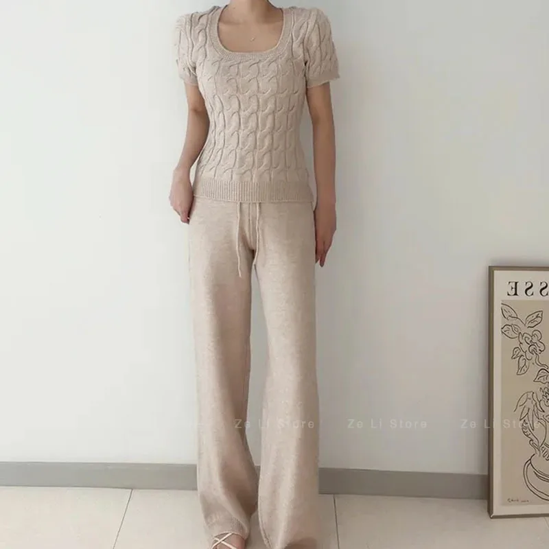 Summer Korean Style Slim-fit Cable Knit Short Sleeve Top & Straight-leg Pants Set - Two-piece
Summer Korean Style Slim-fit Cable Knit Short Sleeve Top & Straight-leg Pants Set - Two-piece