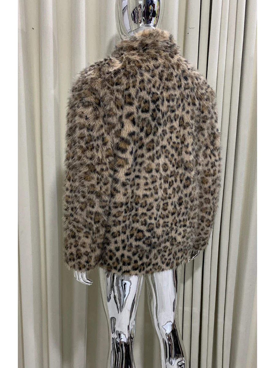 Mauroicardi зимнее короткое теплое мягкое волосатое красочное пальто из искусственного меха с леопардовым принтом мужская молния роскошная дизайнерская одежда пушистая куртка шуба искусственный мех 2025
Mauroicardi зимнее короткое теплое мягкое волосатое красочное пальто из искусственного меха с леопардовым принтом мужская молния роскошная дизайнерская одежда пушистая куртка шуба искусственный мех 2025