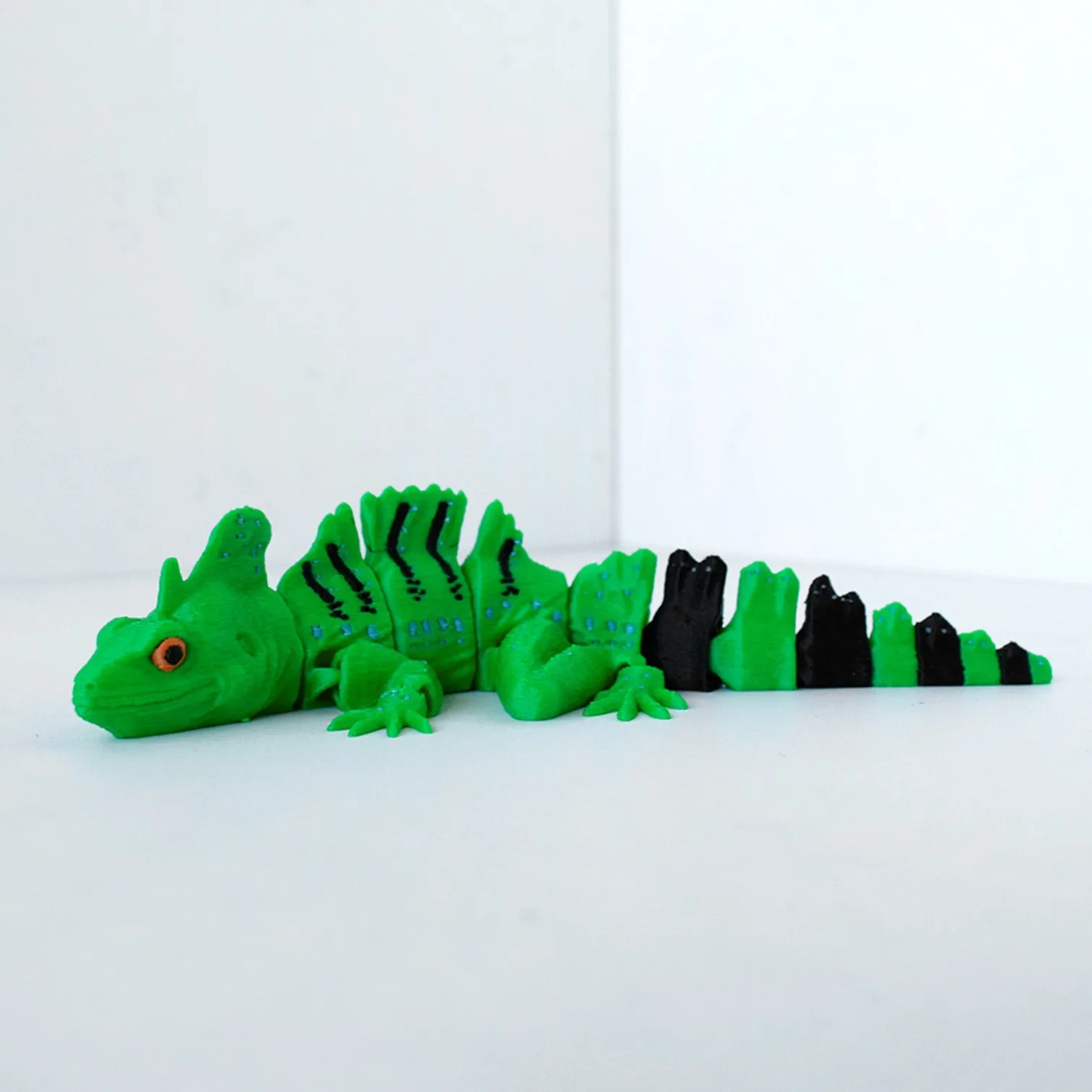 Pascal Rapunzel Lizard 3D Printed Toys Lifelike Chameleon Joints Moveable Animal Model Desktop Decorative Ornament Children Gift
Pascal Rapunzel Lizard 3D Printed Toys Lifelike Chameleon Joints Moveable Animal Model Desktop Decorative Ornament Children Gift