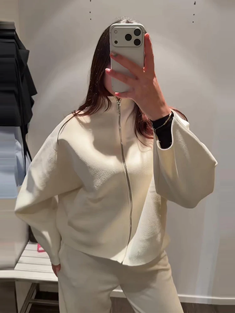 Fashion Knit Cropped Coats Women Loose Stand Collar Zipper Full Sleeve Jackets 2026 Spring Lady Casual Commute Solid Outwear
Fashion Knit Cropped Coats Women Loose Stand Collar Zipper Full Sleeve Jackets 2026 Spring Lady Casual Commute Solid Outwear