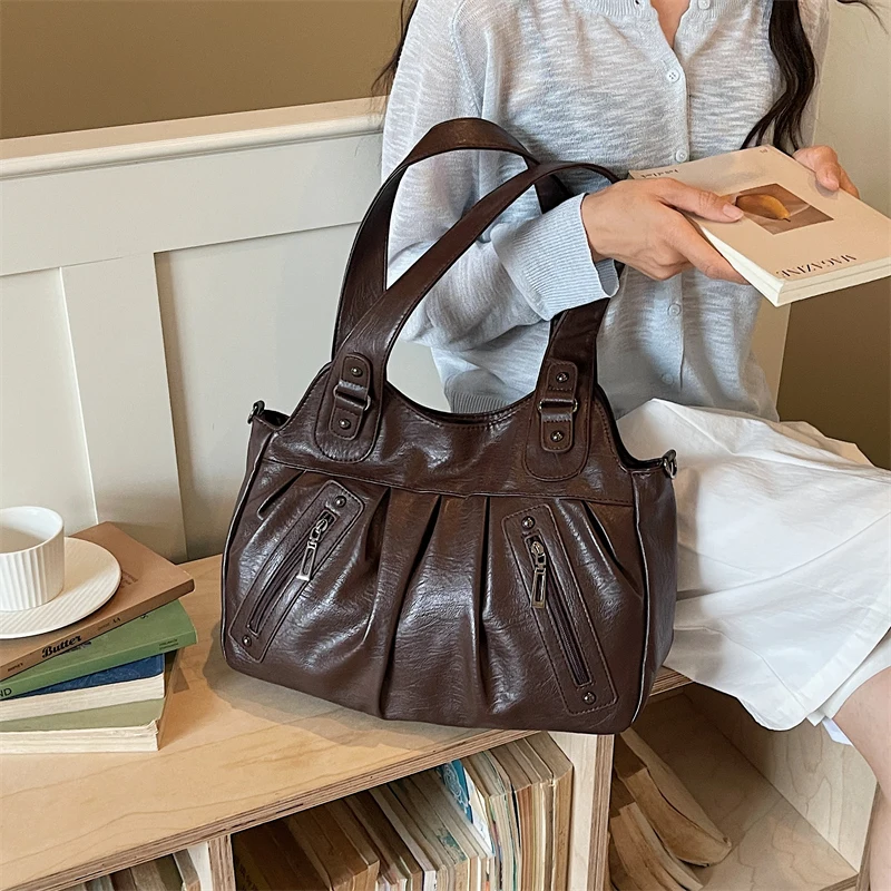 Retro Design PU Leather Shoulder Bags For Women 2026 Korean Fashion Big Armpit Bag Female Crossbody Bag Handbags
Retro Design PU Leather Shoulder Bags For Women 2026 Korean Fashion Big Armpit Bag Female Crossbody Bag Handbags