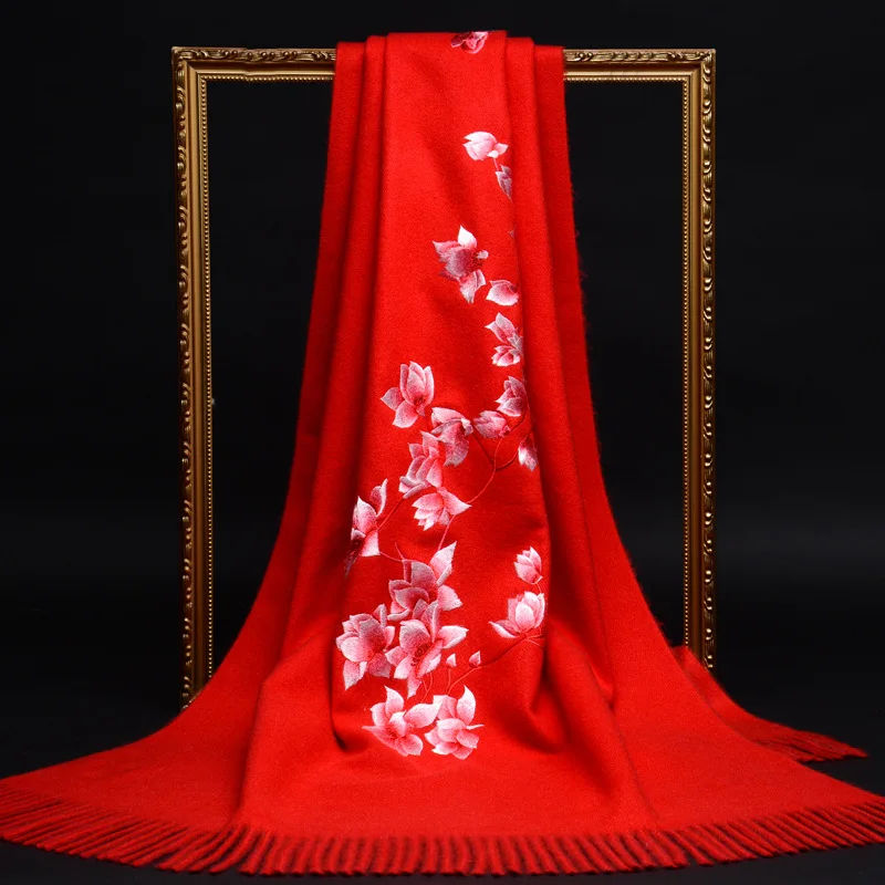 Suzhou Embroidered Cashmere Shawl New Winter Cheongsam Outerwear Women's Wool Scarf
Suzhou Embroidered Cashmere Shawl New Winter Cheongsam Outerwear Women's Wool Scarf