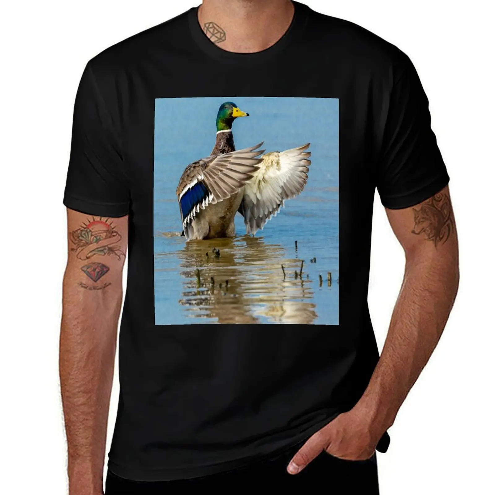 Clapping Mallard T-Shirt Large Size Casual Tee Shirt
Clapping Mallard T-Shirt Large Size Casual Tee Shirt
