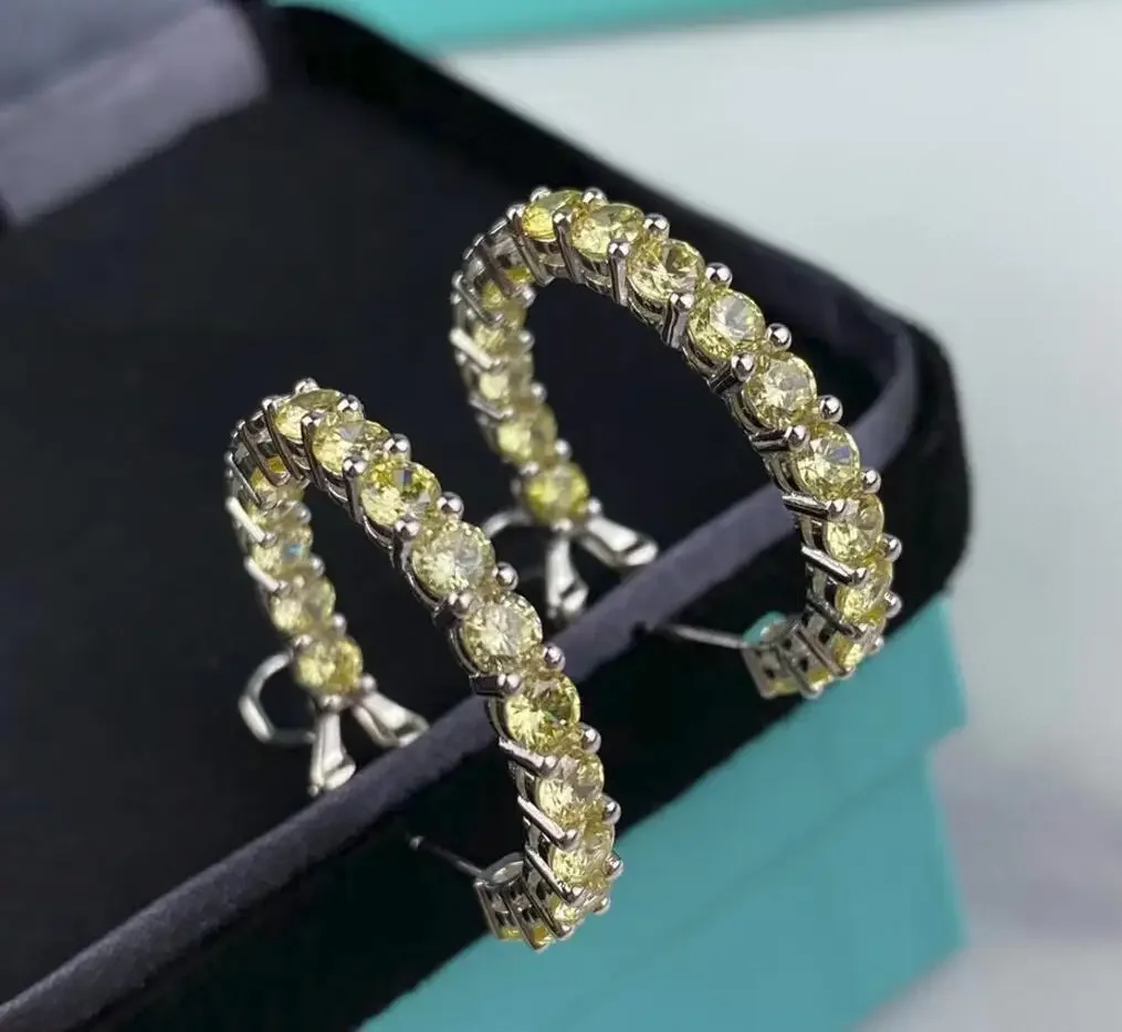 New 2023 Trend European Famous Brand High Qulity Classic Jewelry Earring For Women Anniversary Gift Pure 925 Sliver Round Yellow
New 2023 Trend European Famous Brand High Qulity Classic Jewelry Earring For Women Anniversary Gift Pure 925 Sliver Round Yellow
