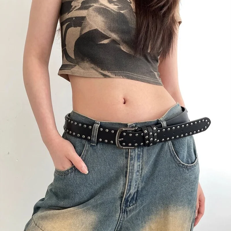 Women's Fashion Belt Unique Design Black Decorative Belt for Skirts Jeans High-End Feel Rivet Detail
Women's Fashion Belt Unique Design Black Decorative Belt for Skirts Jeans High-End Feel Rivet Detail
