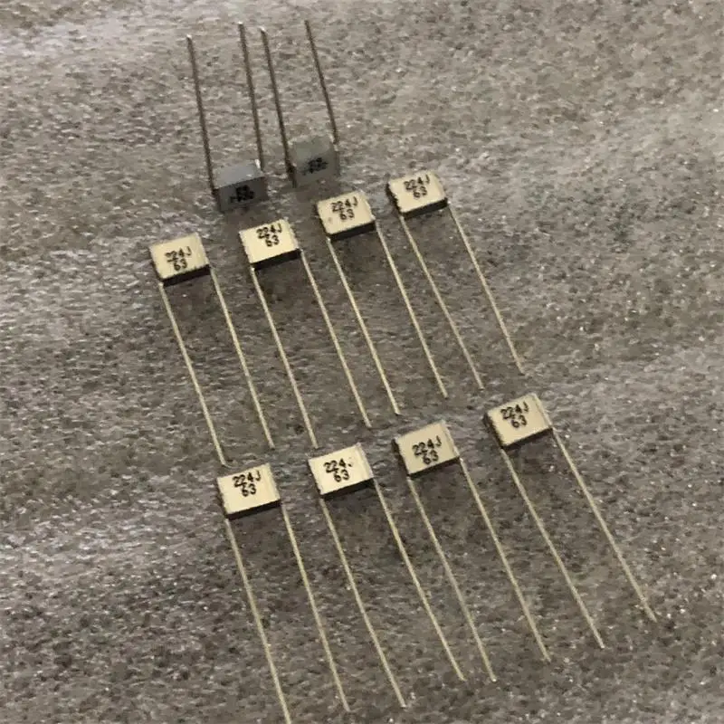 20PCS/LOT 63V 0.22UF 224J Laminated Thousand Cake Coupling Non-Inductive Capacitors
20PCS/LOT 63V 0.22UF 224J Laminated Thousand Cake Coupling Non-Inductive Capacitors