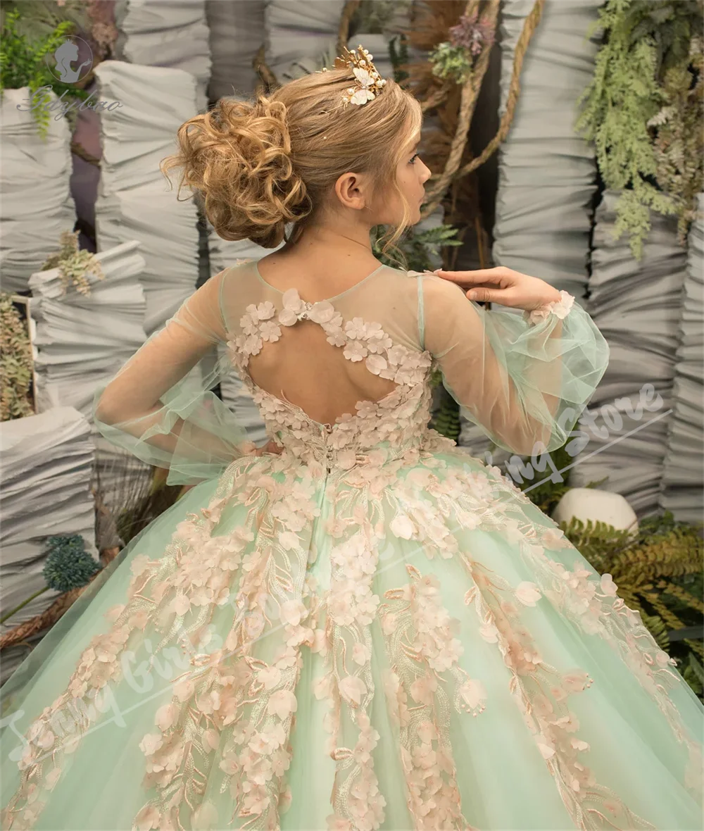 Green Tulle Flower Girl Dress With Floral Appliqués Lace Puffy Sleeves For Princess Wedding Birthday Customized Children's Dress
Green Tulle Flower Girl Dress With Floral Appliqués Lace Puffy Sleeves For Princess Wedding Birthday Customized Children's Dress
