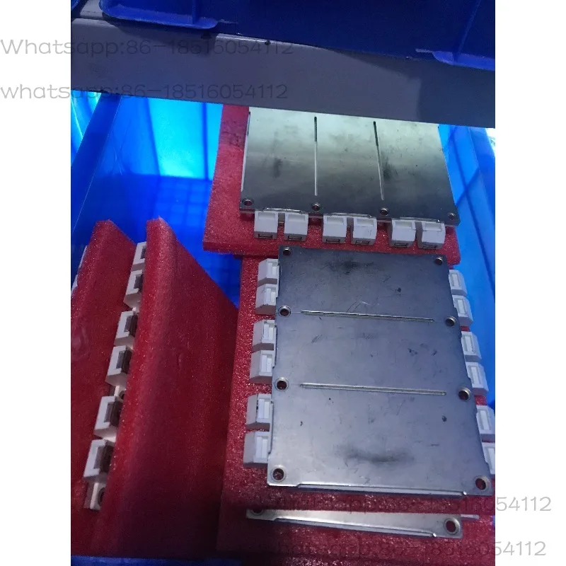Module FS450R12KE3 FS300R12KE3 FS300R12KE3_S1 FS450R12KE3_S1 stock
Module FS450R12KE3 FS300R12KE3 FS300R12KE3_S1 FS450R12KE3_S1 stock