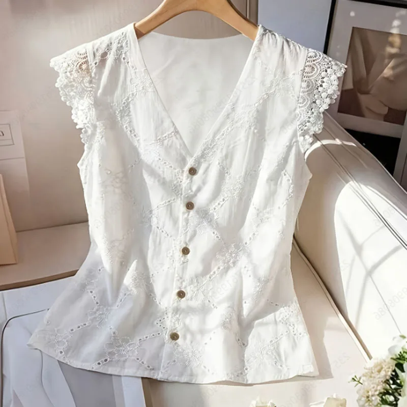 Women Shirt Blouse Summer New Sleeveless White V-Neck Embroidery Hollow Out Shirt Blouse Women Tops Blusas Para Mujer 2026 Q3647
Women Shirt Blouse Summer New Sleeveless White V-Neck Embroidery Hollow Out Shirt Blouse Women Tops Blusas Para Mujer 2026 Q3647