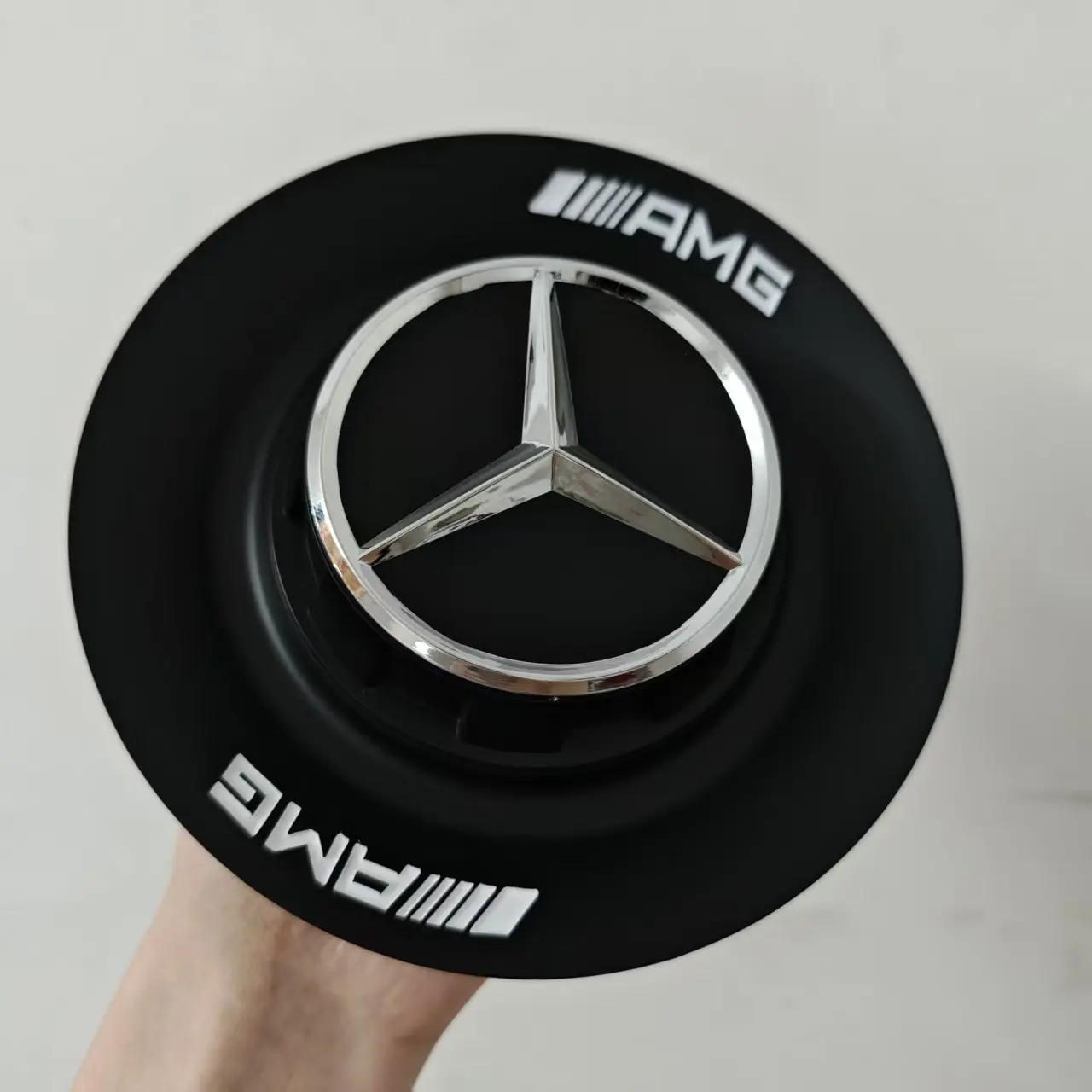 4PCS Aluminum Car Wheel Center Hub Caps for Mercedes-Benz A45S C63S E63S AMG GT GTS C190 Auto Styling Accessories
4PCS Aluminum Car Wheel Center Hub Caps for Mercedes-Benz A45S C63S E63S AMG GT GTS C190 Auto Styling Accessories