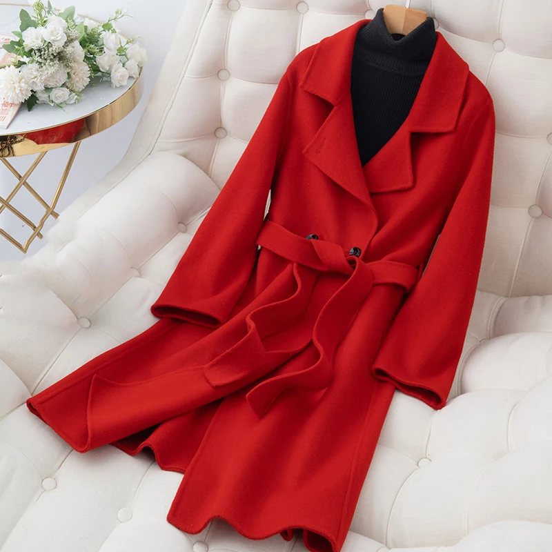 Women's 100% Pure Wool Long Coat Winter Lace-Up Warm Comfortable High-End Lapel Elegant Luxury Loose Outerwear
Women's 100% Pure Wool Long Coat Winter Lace-Up Warm Comfortable High-End Lapel Elegant Luxury Loose Outerwear