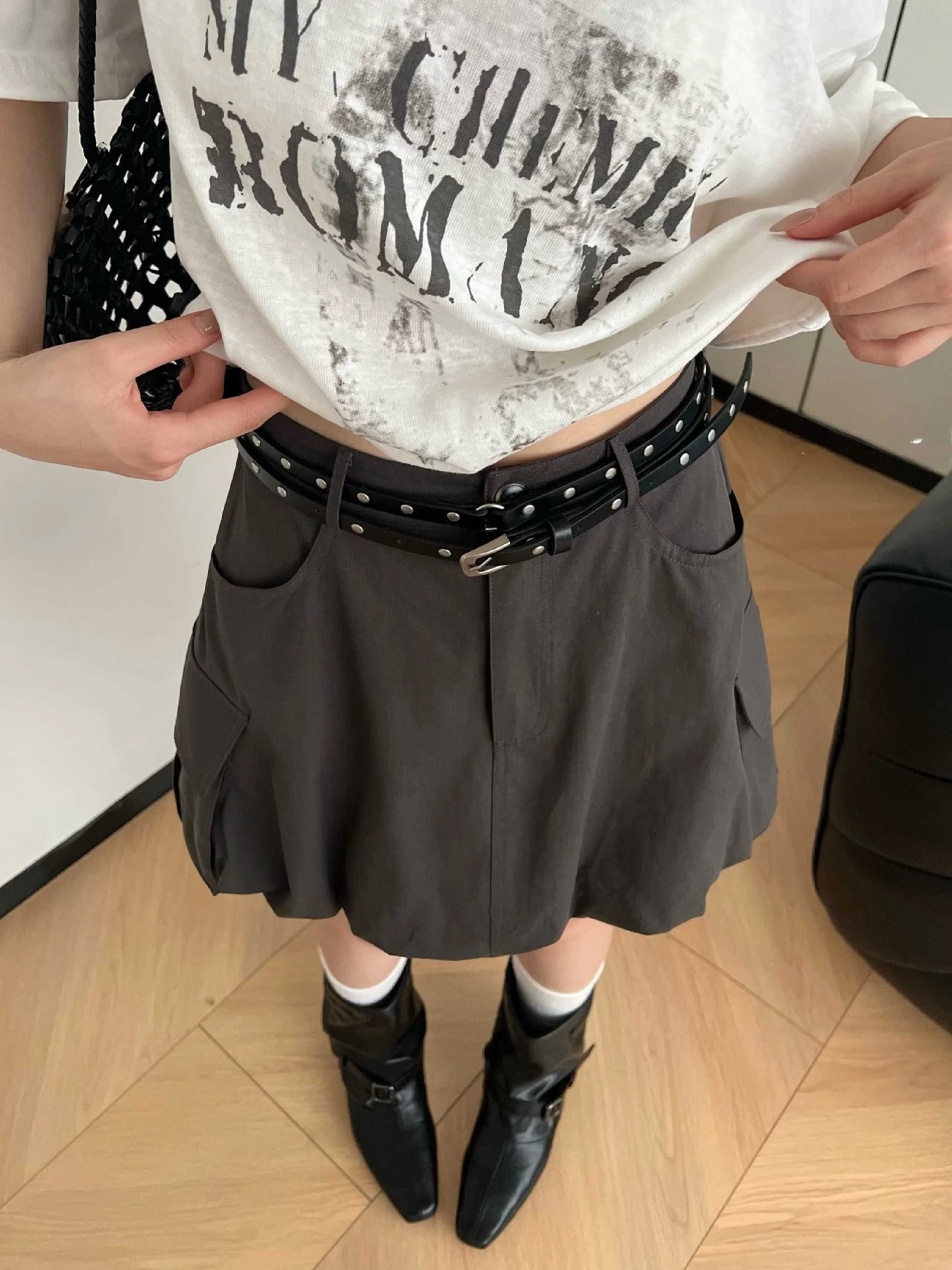 High Waist A-Line Skirt for Women Spring Summer Workwear Pockets Trendy Korean Style Floral Print Belted Casual Skirt
High Waist A-Line Skirt for Women Spring Summer Workwear Pockets Trendy Korean Style Floral Print Belted Casual Skirt