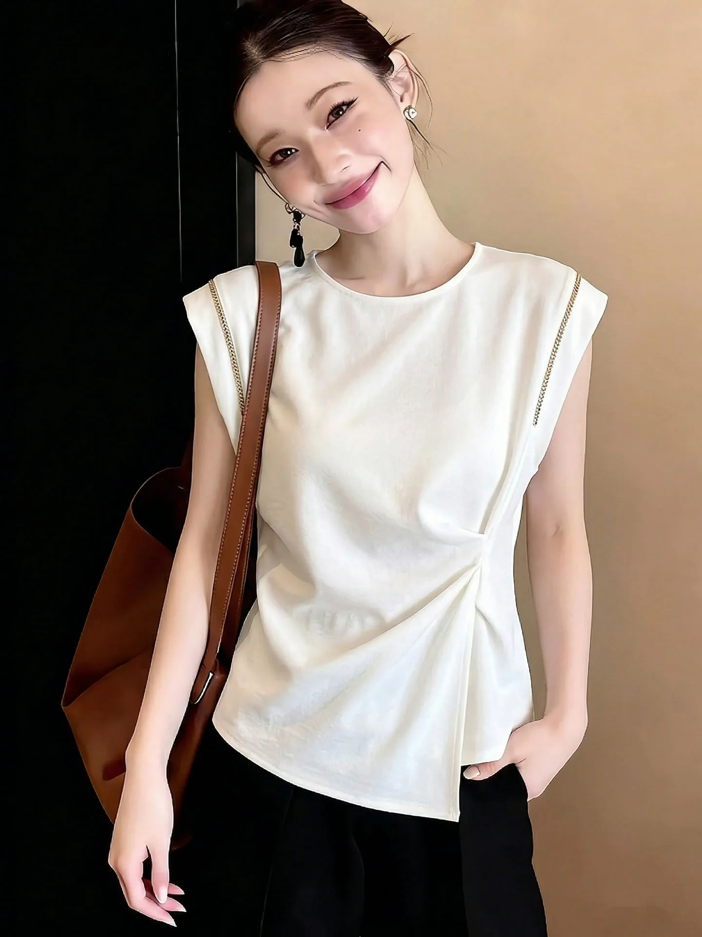 Summer Casual Loose Fit Women's T-Shirt Crew Neck Short Sleeve Waist-Cinching Comfortable Lazy Style Top Trendy Commute Fashion
Summer Casual Loose Fit Women's T-Shirt Crew Neck Short Sleeve Waist-Cinching Comfortable Lazy Style Top Trendy Commute Fashion