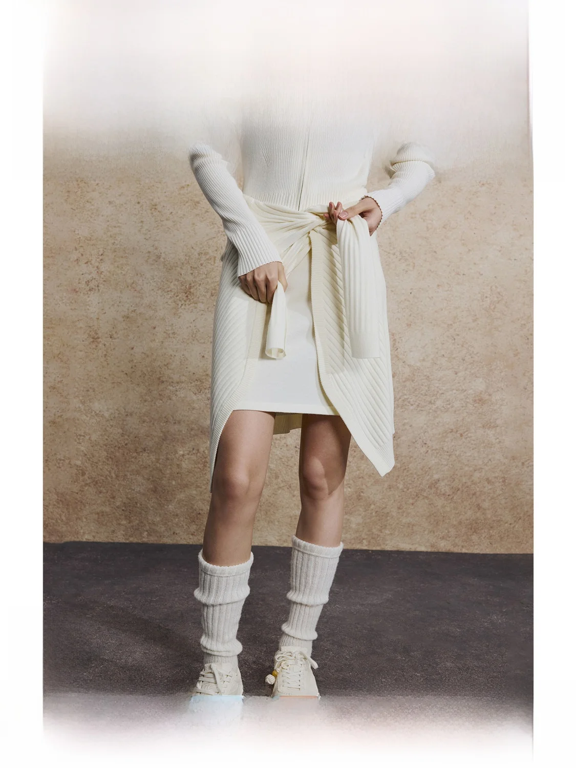 ZhiZhi Autumn Woolen Knitted Half Skirt Irregular True Two-Piece Belted Casual Style Ladies Mid-Waist A-Line Skirt
ZhiZhi Autumn Woolen Knitted Half Skirt Irregular True Two-Piece Belted Casual Style Ladies Mid-Waist A-Line Skirt