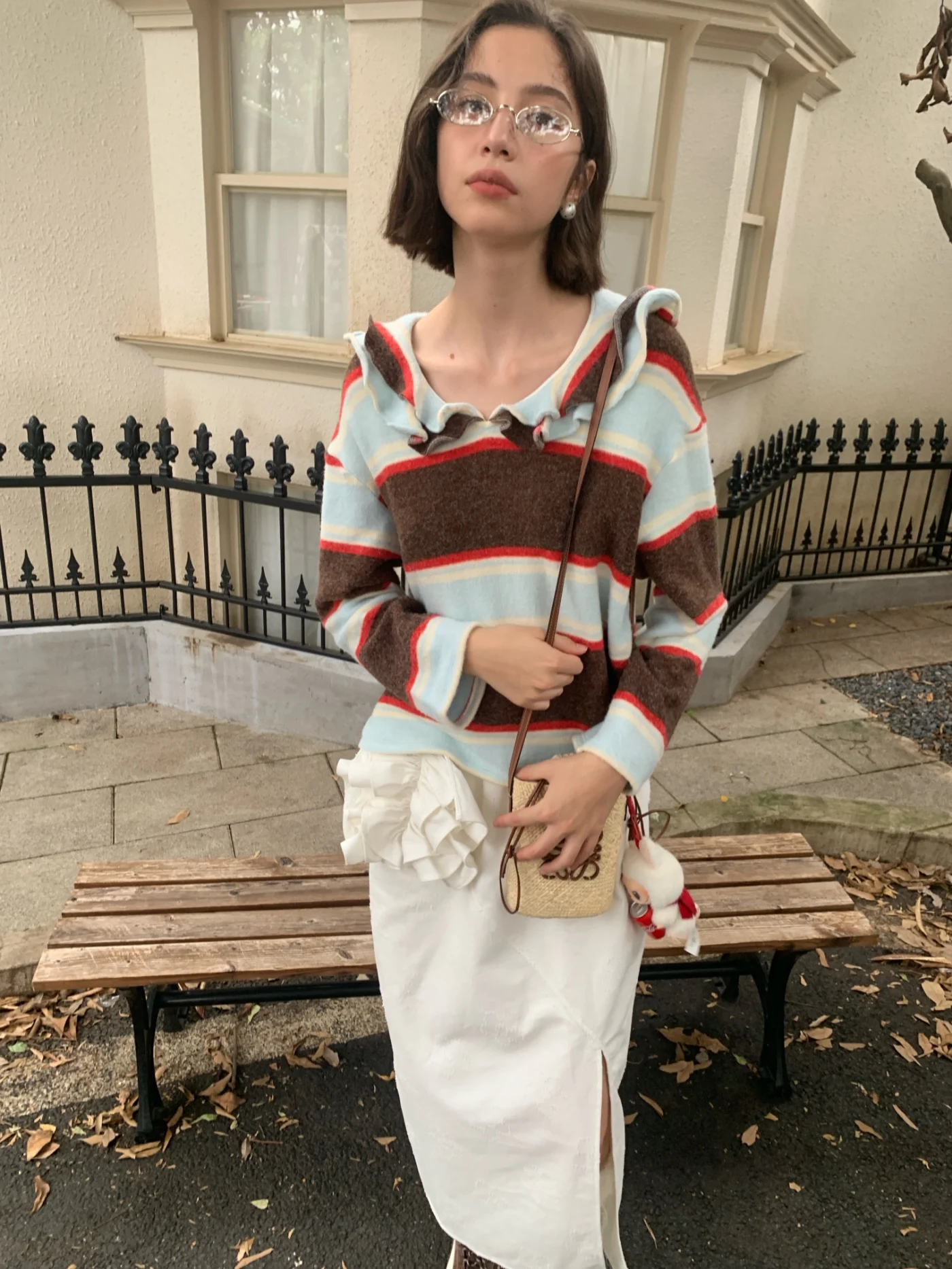 Ретро-футболка в полоску с цветными блоками и кружевным воротником из серии Garden ter a Caramel fair, модный женский топ
Ретро-футболка в полоску с цветными блоками и кружевным воротником из серии Garden ter a Caramel fair, модный женский топ