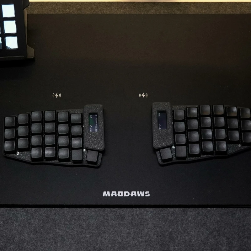 Corne Configuration Split Keyboard Kit with Niceview Hot Swappable Dual-mode Wireless Keyboard Supporting Low Axis Zmk Studio
Corne Configuration Split Keyboard Kit with Niceview Hot Swappable Dual-mode Wireless Keyboard Supporting Low Axis Zmk Studio