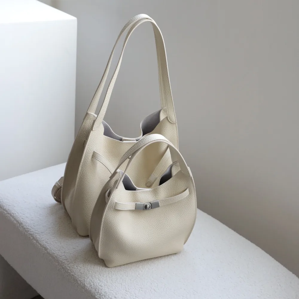 Первый слой из воловьей кожи: высокий комфорт и стильный ленивый шик, классический нишевый дизайн, простая мода, универсальная текстура.
Первый слой из воловьей кожи: высокий комфорт и стильный ленивый шик, классический нишевый дизайн, простая мода, универсальная текстура.