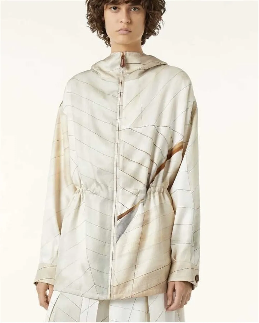 Women's Summer Ultra-Thin Double-Layer Silk Hooded Jacket
Women's Summer Ultra-Thin Double-Layer Silk Hooded Jacket