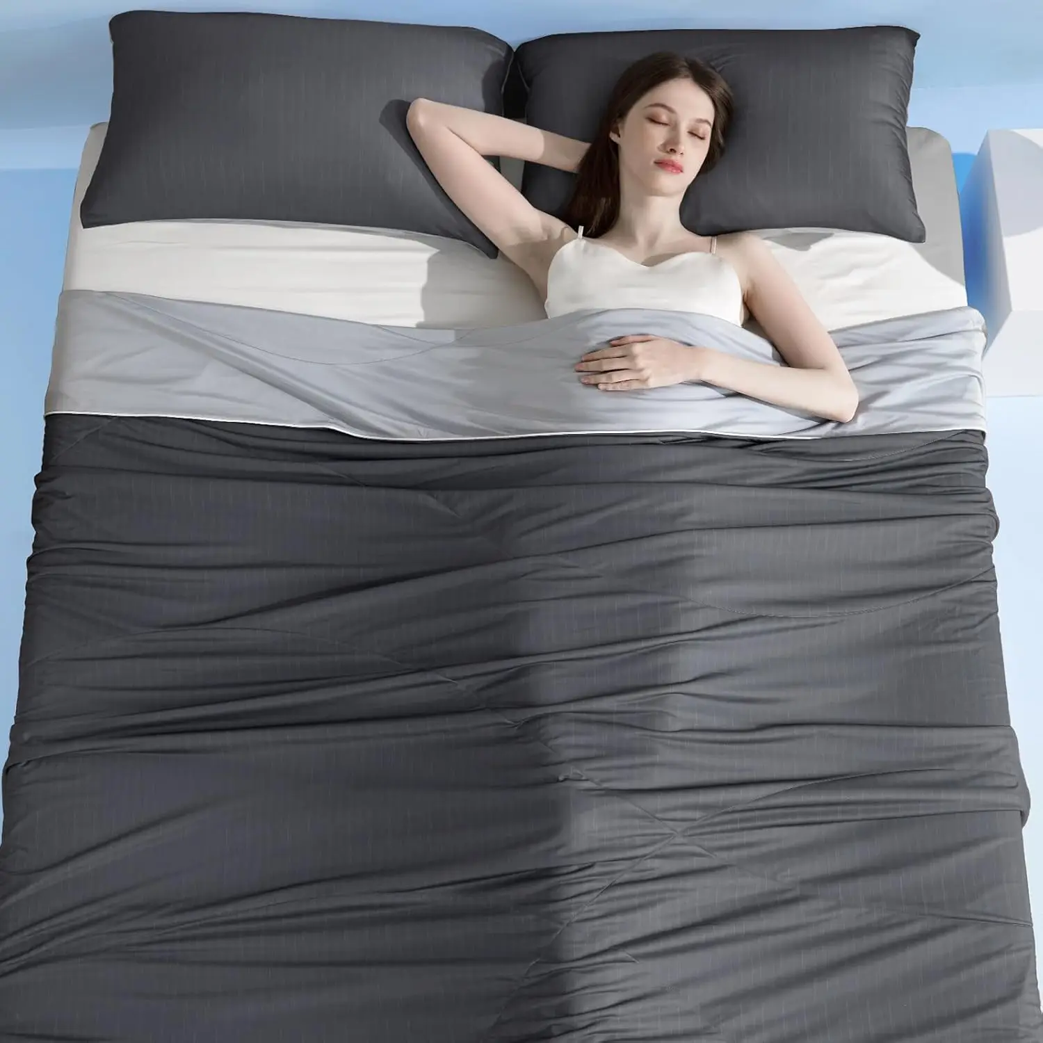 Queen Size Cooling Comforter with Arc-Chill Fabric, Breathable Air Mesh for Hot Sleepers, Lightweight Summer Quilt in Grey
Queen Size Cooling Comforter with Arc-Chill Fabric, Breathable Air Mesh for Hot Sleepers, Lightweight Summer Quilt in Grey