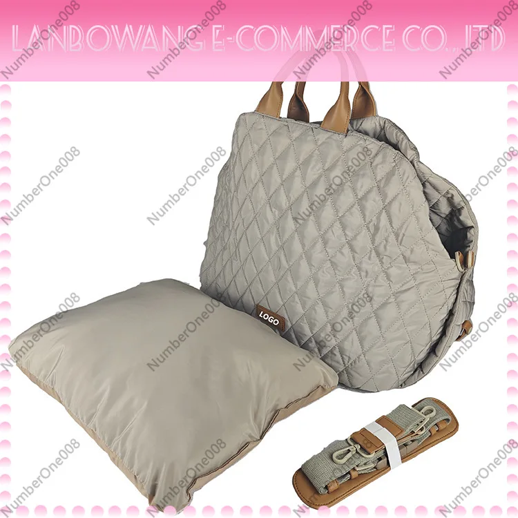 Portable out cat bag foldable portable pet bag spot wholesale pet out portable pet messenger
Portable out cat bag foldable portable pet bag spot wholesale pet out portable pet messenger