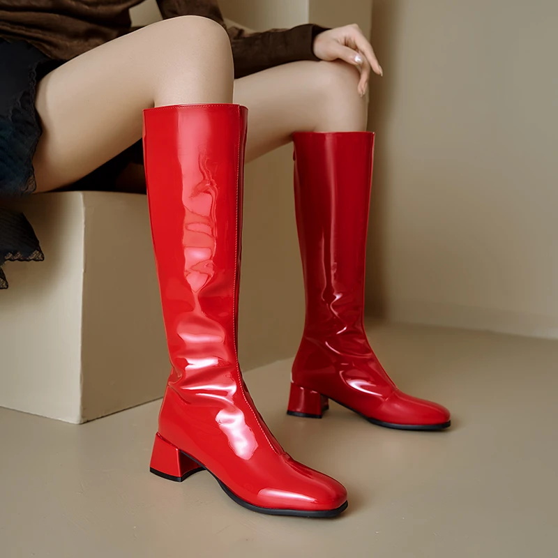 Plus Size Patent Leather Material Square Toe Thick Heel Back Zipper Women's Mid-Calf Boots Plush Lining Autumn New Style Boots
Plus Size Patent Leather Material Square Toe Thick Heel Back Zipper Women's Mid-Calf Boots Plush Lining Autumn New Style Boots