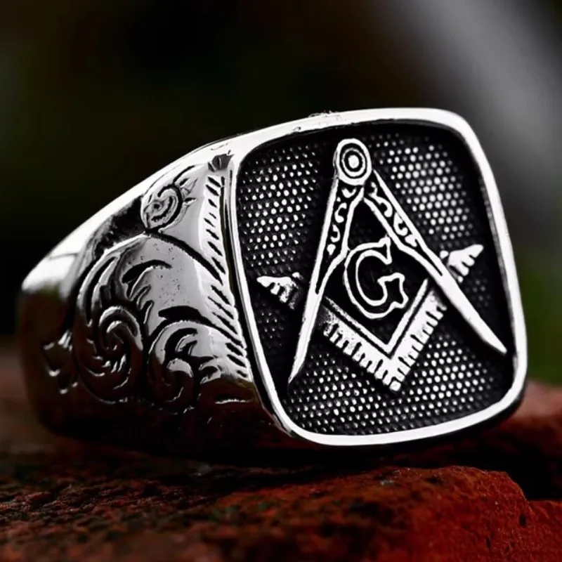 Rock Punk Vintage Octagonal Star Rings for Men Non Fading Titanium Steel Fashion Personalized Hip Hop Ring Boys Jewelry Gifts
Rock Punk Vintage Octagonal Star Rings for Men Non Fading Titanium Steel Fashion Personalized Hip Hop Ring Boys Jewelry Gifts