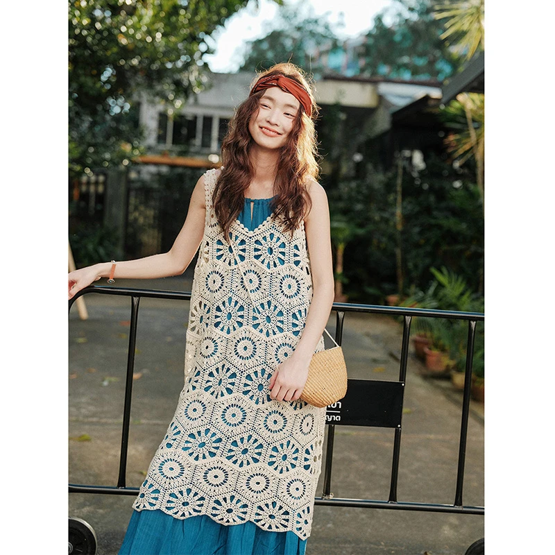 Bohemian Style 2025 New Arrival Summer Women Loose Floral Hollow Out Sleeveless Mid-calf Tank Dress Casual V-neck Dresses T111
Bohemian Style 2025 New Arrival Summer Women Loose Floral Hollow Out Sleeveless Mid-calf Tank Dress Casual V-neck Dresses T111