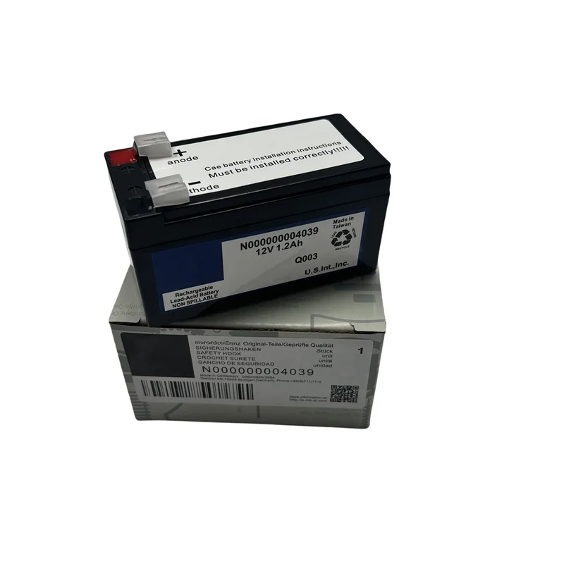 Suitable for Mercedes-Benz ML GL R S E CLS G A B C CL GLE CLA GLS GLA 12V1.2AH auxiliary battery N000000004039
Suitable for Mercedes-Benz ML GL R S E CLS G A B C CL GLE CLA GLS GLA 12V1.2AH auxiliary battery N000000004039