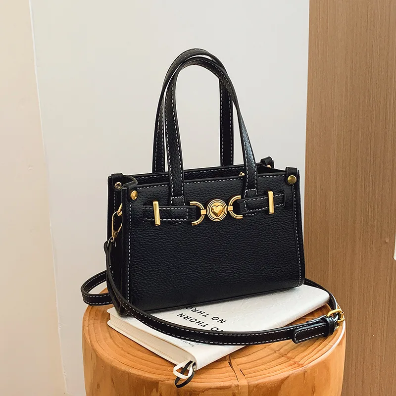 Hot-selling High-end Retro Bag Women's 2026 New Winter Versatile Messenger Bag Fashionable Portable Shoulder Small Square Bag
Hot-selling High-end Retro Bag Women's 2026 New Winter Versatile Messenger Bag Fashionable Portable Shoulder Small Square Bag