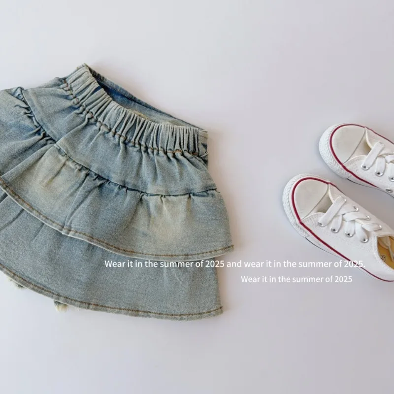Girl's Millennium Spicy Girl Half Skirt, Double Layered Ruffled Edge Fake Two Pieces Anti Stripping Waist Denim Short Skirt
Girl's Millennium Spicy Girl Half Skirt, Double Layered Ruffled Edge Fake Two Pieces Anti Stripping Waist Denim Short Skirt