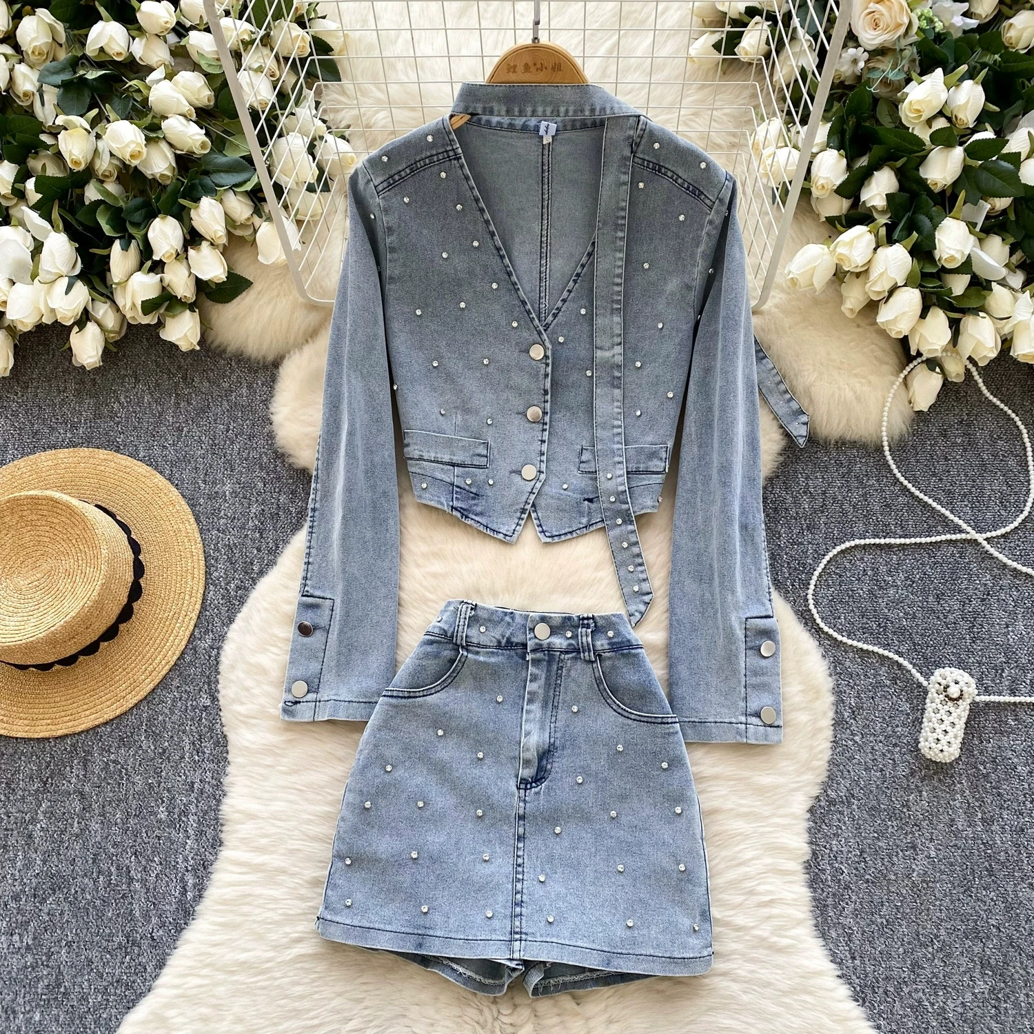 Jeans Suit For Youth Woman Girls Studded Beaded Short Long Sleeve Denim Top Jacket + High-waisted Culots Women Two-piece Set
Jeans Suit For Youth Woman Girls Studded Beaded Short Long Sleeve Denim Top Jacket + High-waisted Culots Women Two-piece Set